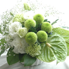 ご供花のボリュームを20〜30％アップ01