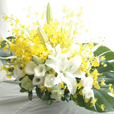 ご供花のボリュームを20〜30％アップ02